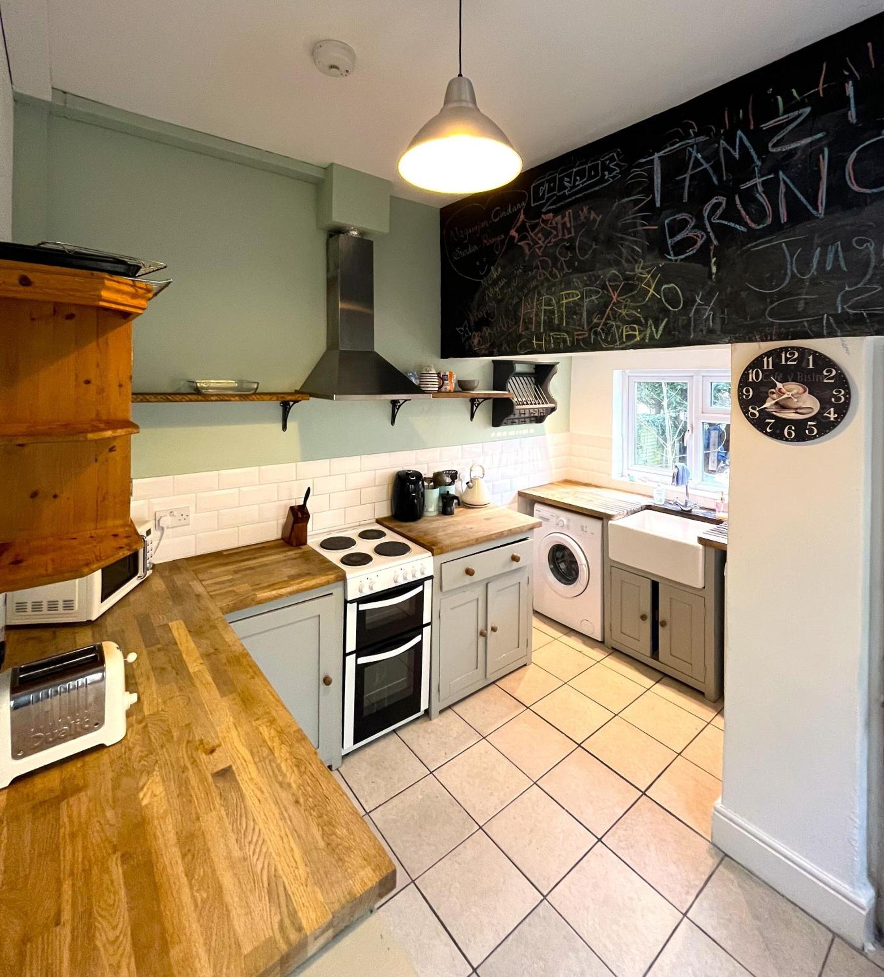 Charming Cottage Retreat With Garden - Sleeps 12 Bristol Luaran gambar